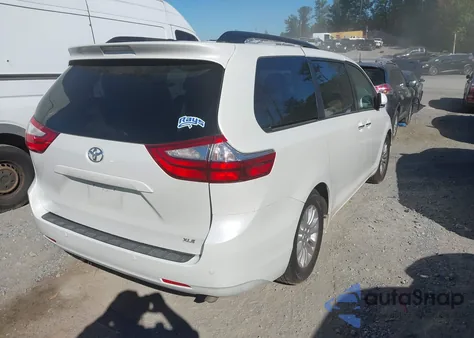 2016 Toyota Sienna Xle Premium 8 Passenger z USA, uszkodzony, nr VIN 5TDYK3DC2GS720555